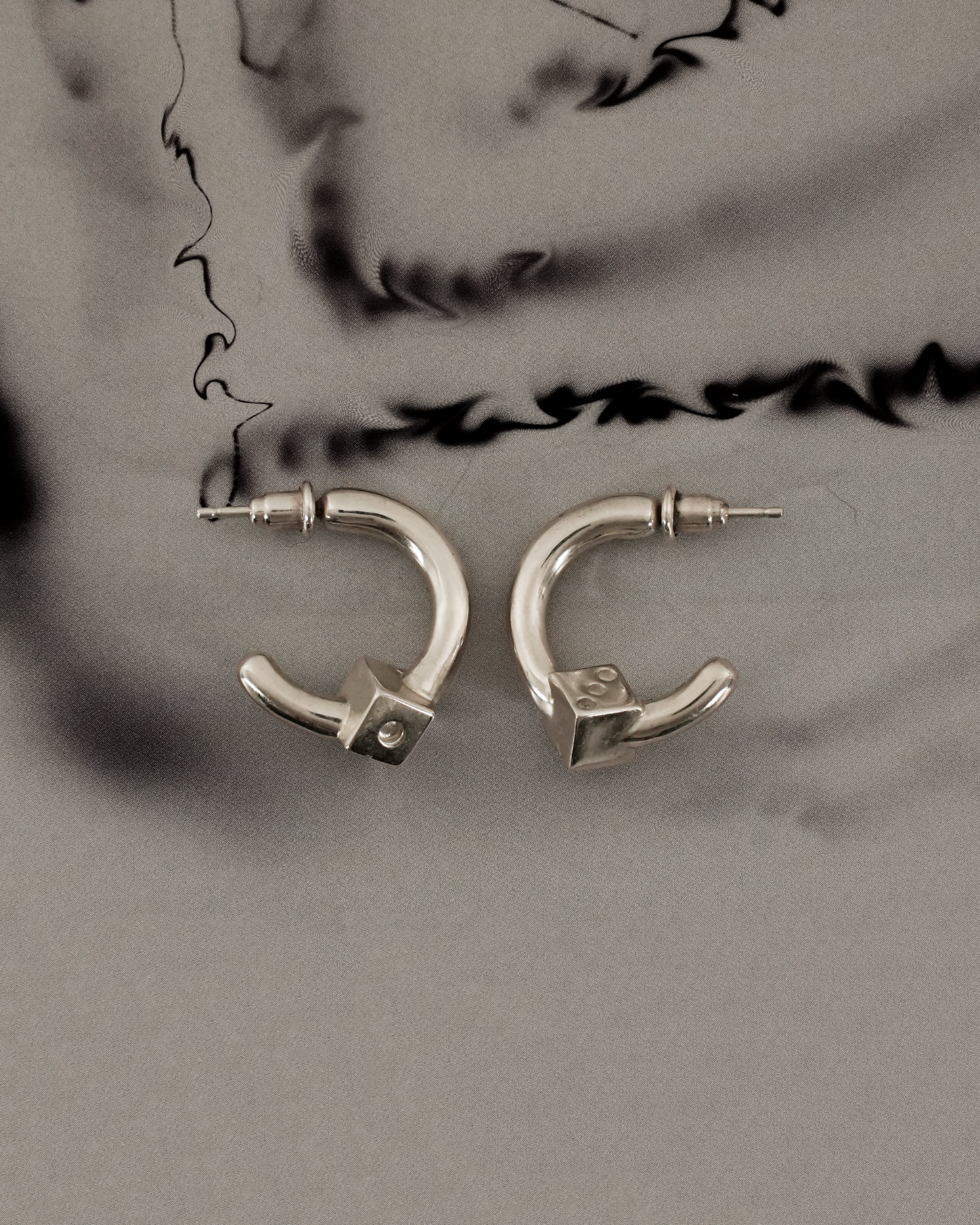 Dice pierce