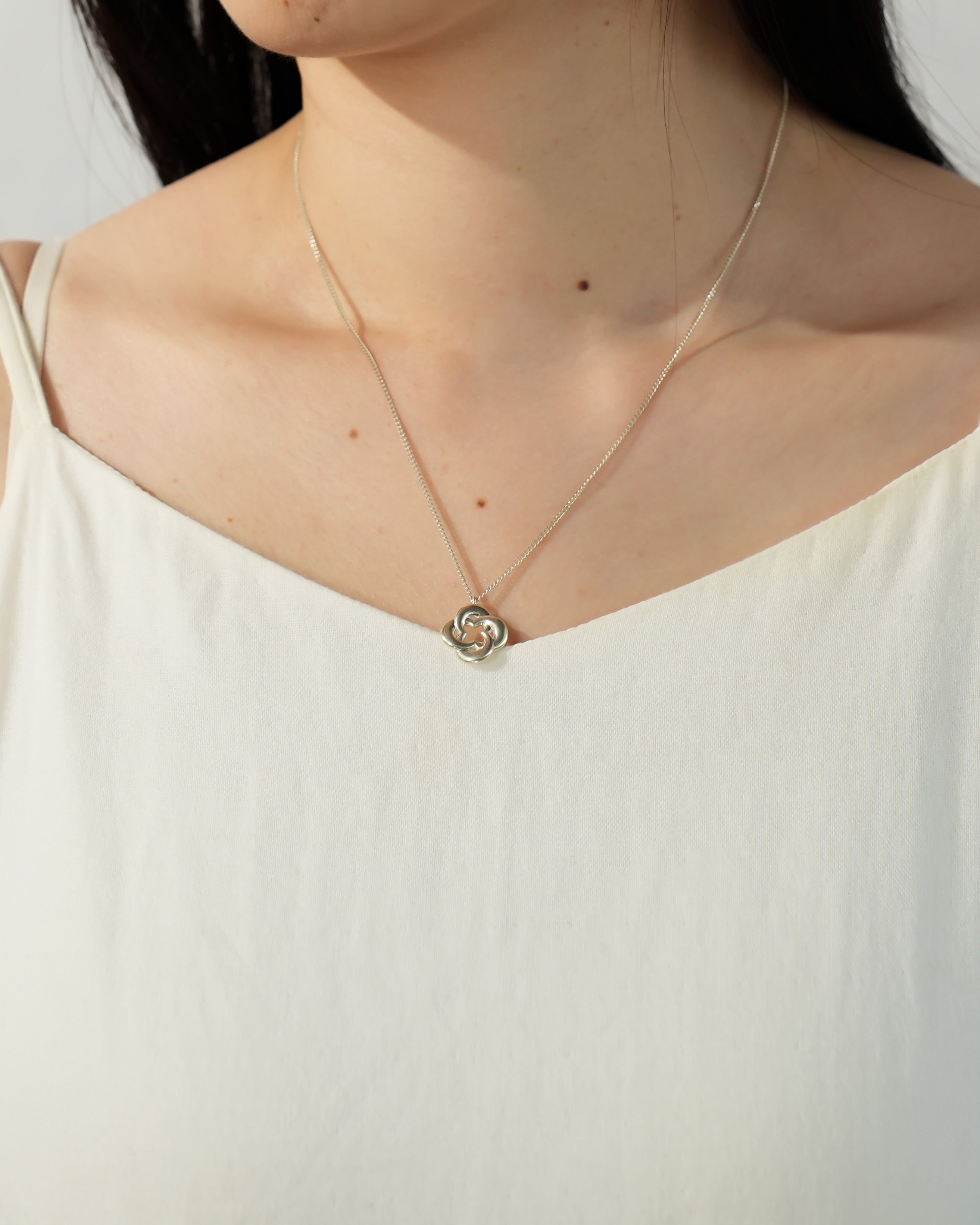 13 flower necklace【受注品】