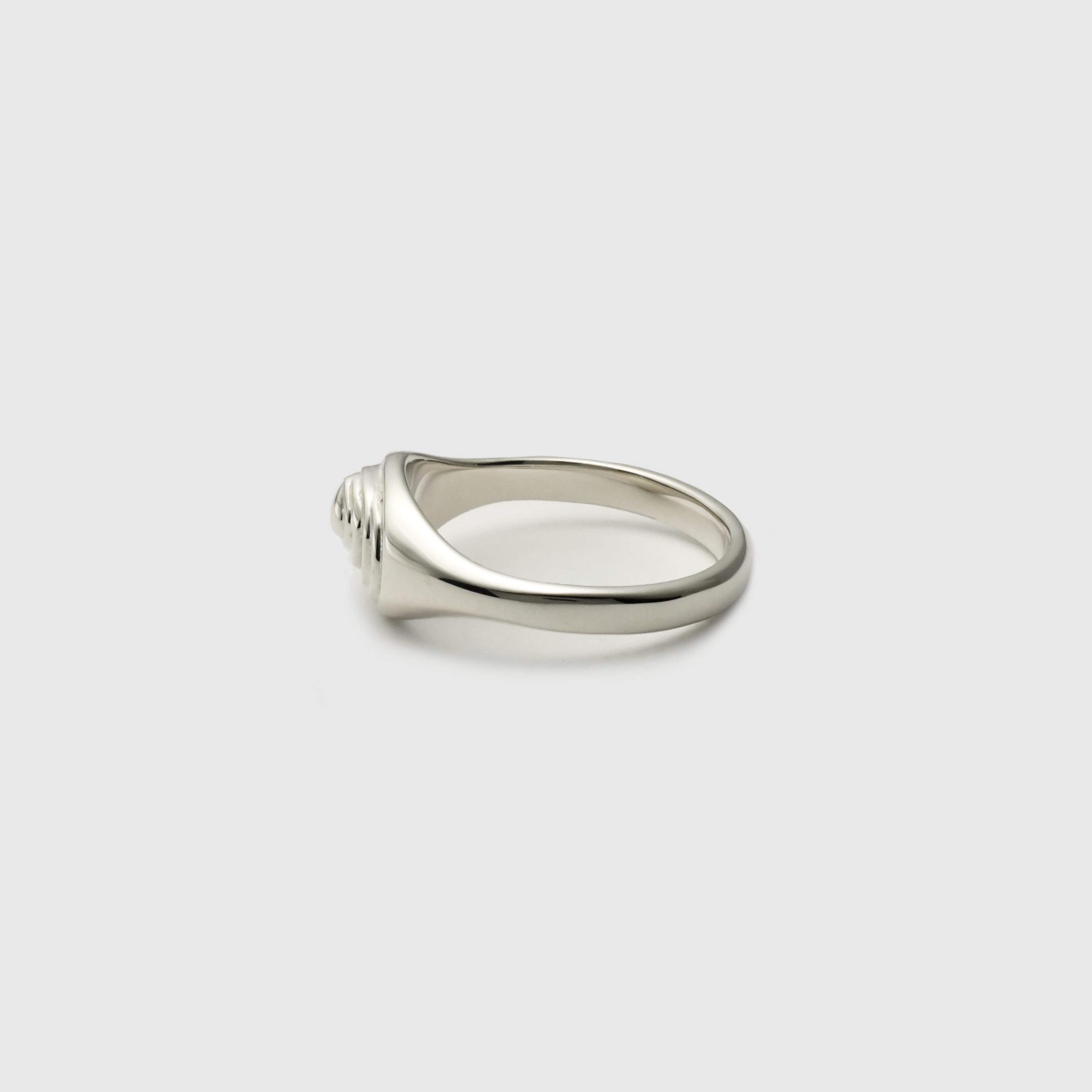 Ripple Signet Ring